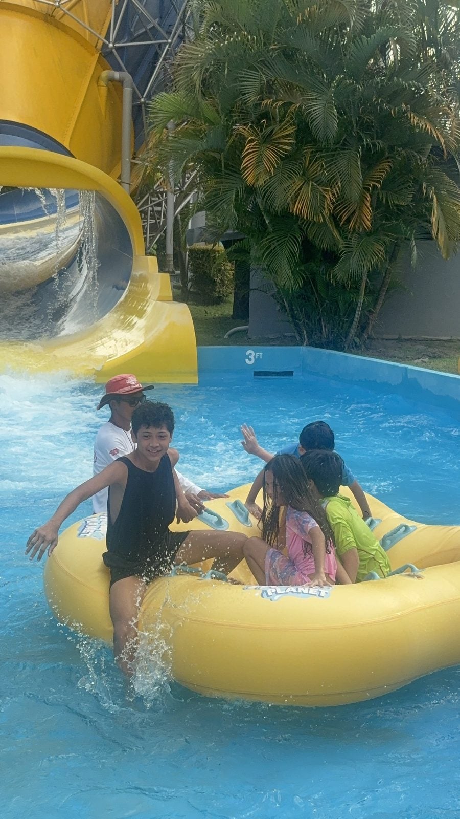 One more splashdown with the whole crew.