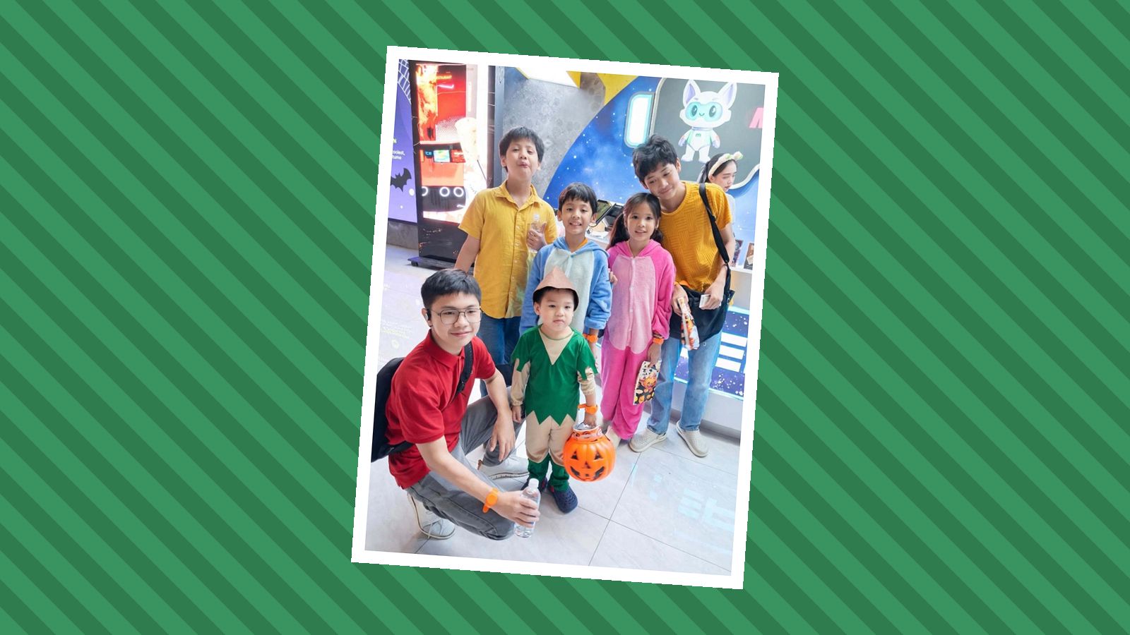 Mettacity Glorietta Halloween Trick-or-Treat Day with Mamita